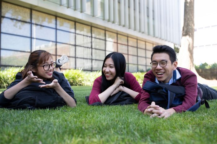 Students walking through Spice Alley